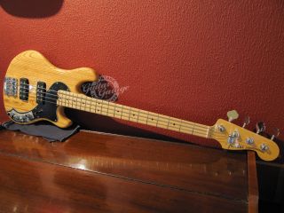 Fender Dimension Bass IV HH American Deluxe 2013 Natural Ash